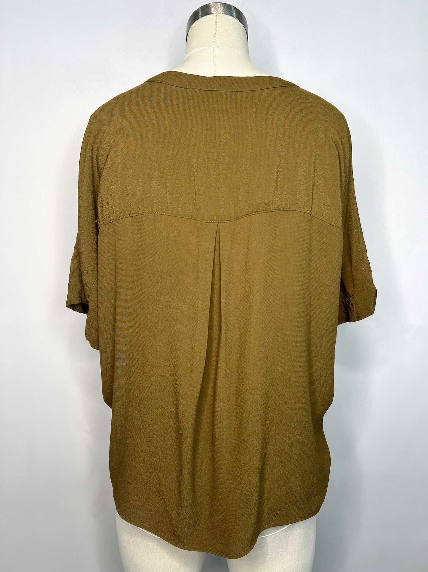 Madewell Getaway Oversized Button-Down Shirt in Olive | M