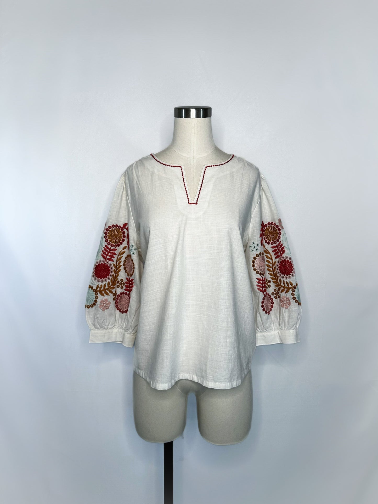 Madewell Embroidered-Sleeve Popover Top in Ivory | S