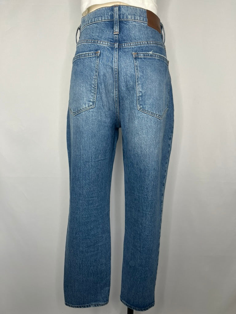 Madewell Classic Straight Jeans in Nearwood Wash | 28