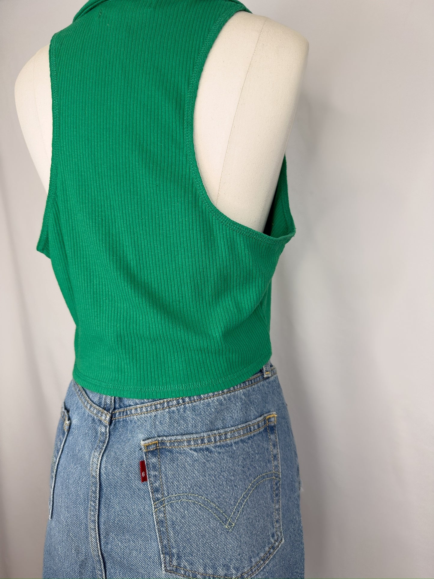 Urban Outfitters Button Down Vest Crop Top in Bright Green | L