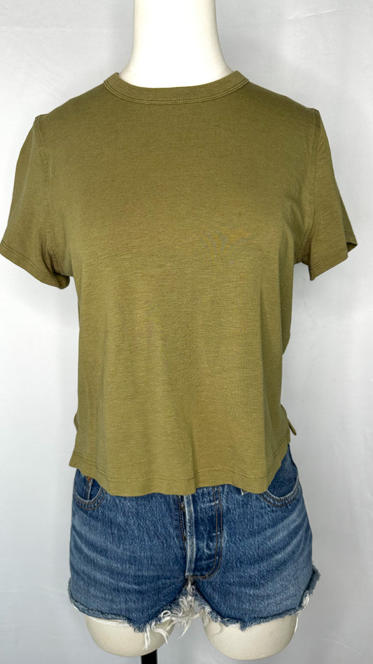 Front view of Lululemon Classic Fit Cotton Blend T-Shirt in Bronze Green size 4