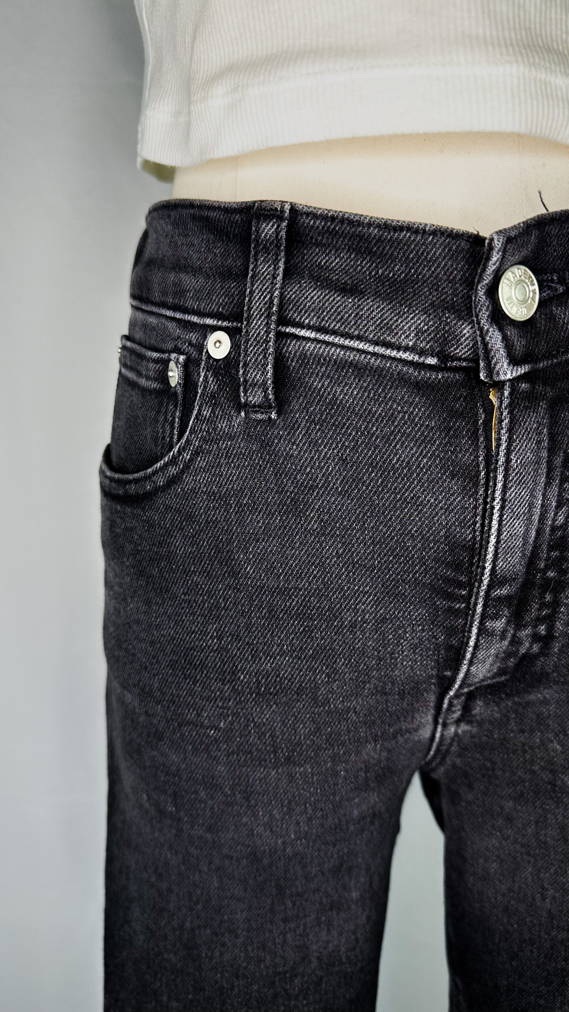 Up-close front view of Madewell Cali Demi-Boot Jeans in Starkey Wash