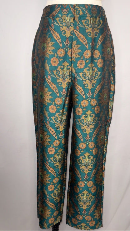 Up-close front facing view of Maeve by Anthropologie Jacquard Trouser in Multi. Featuring the beautiful multicolored stitching.